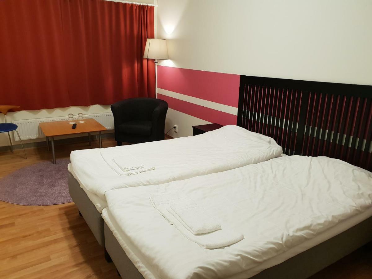 Trestads Restaurang Hotell&Pensionat 维纳什堡 外观 照片